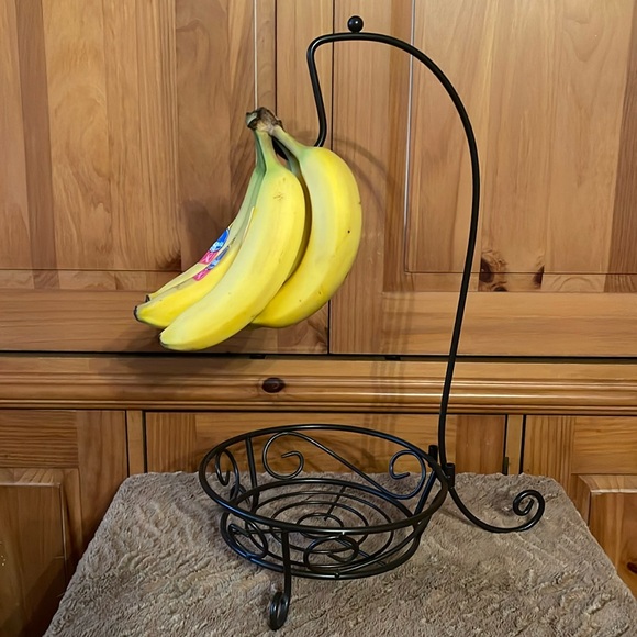 Wrought iron deep dark brown fruit bowl with banana hook(🍌not included lol). - Picture 1 of 6